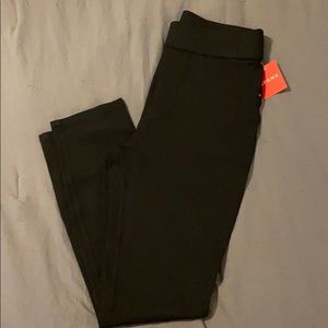 Black SPANX 4-pocket skinny in ponte pants